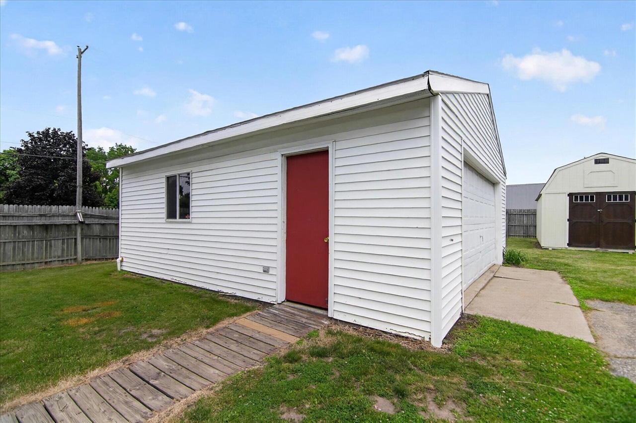 237 North Forbes Street Jackson, MI 49202 - Photo 43 of 48