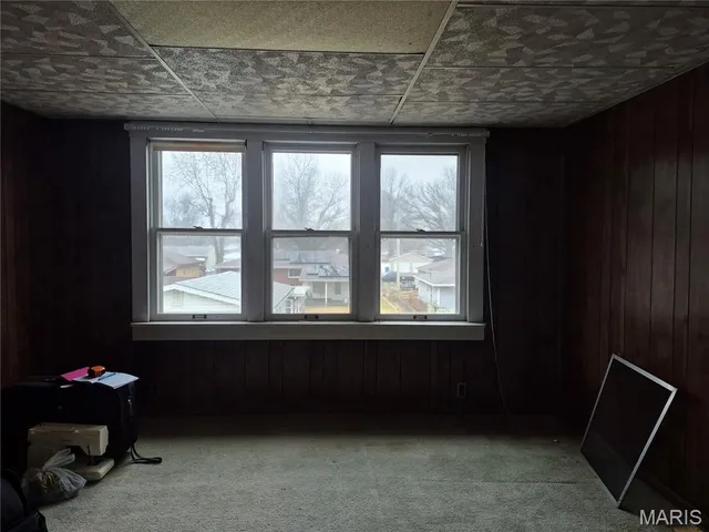 $105,000 | 1530 Johnson Road, Granite City, IL 62040