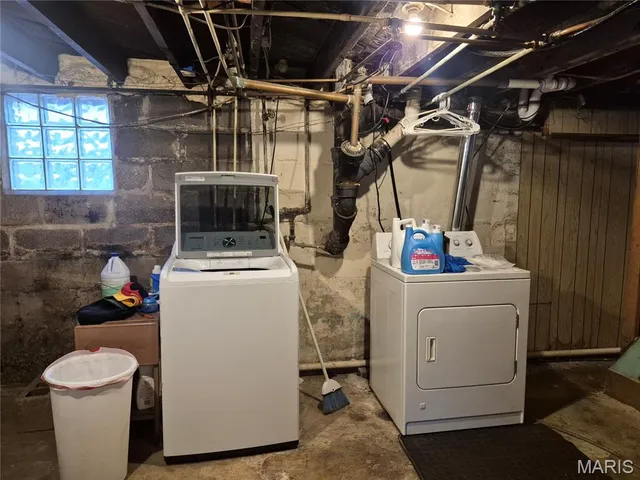 $105,000 | 1530 Johnson Road, Granite City, IL 62040