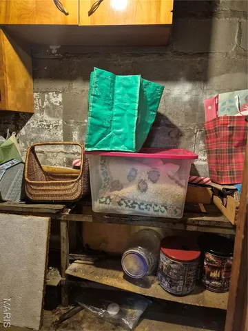 $105,000 | 1530 Johnson Road, Granite City, IL 62040