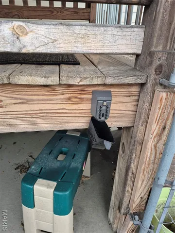 $105,000 | 1530 Johnson Road, Granite City, IL 62040