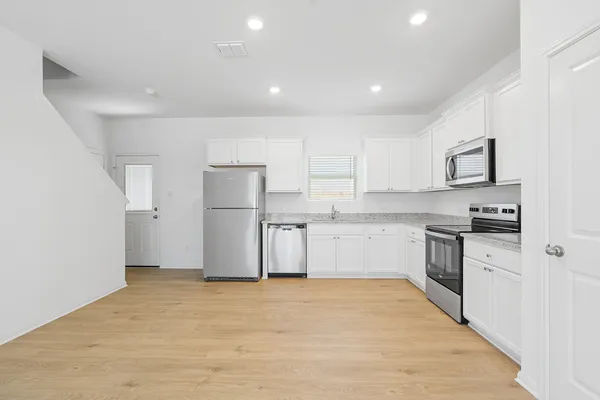 $1,965 | 109 Desert Hare Drive, Jarrell, TX 76537