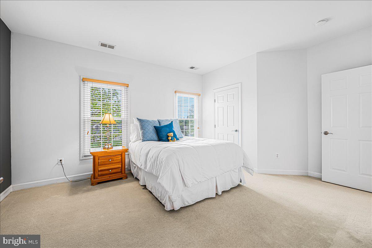 9653 Watkins Road Gaithersburg, MD 20882 - Photo 50 of 70 Bedroom #3