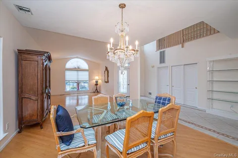 $1,099,000 | 205 Windwatch Drive, Hauppauge, NY 11788