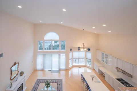 $1,099,000 | 205 Windwatch Drive, Hauppauge, NY 11788