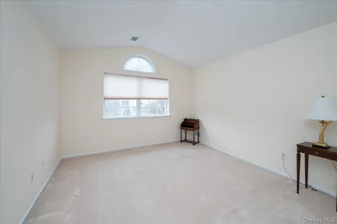 $1,099,000 | 205 Windwatch Drive, Hauppauge, NY 11788