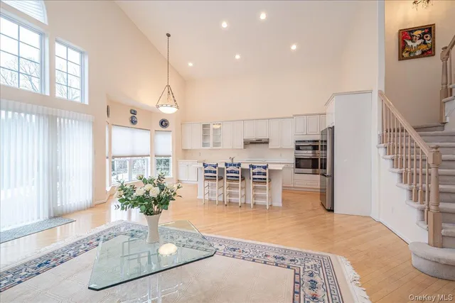 $1,099,000 | 205 Windwatch Drive, Hauppauge, NY 11788