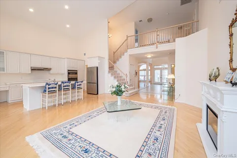 $1,099,000 | 205 Windwatch Drive, Hauppauge, NY 11788