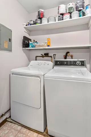 $270,000 | 7050 Brighton Court, Unit 204, Woodridge, IL 60517