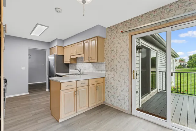 $270,000 | 7050 Brighton Court, Unit 204, Woodridge, IL 60517