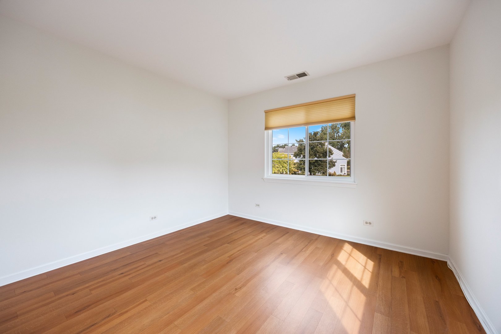 1053 Ripple Ridge Darien, IL 60561 - Photo 16 of 19 Gallery Image 16