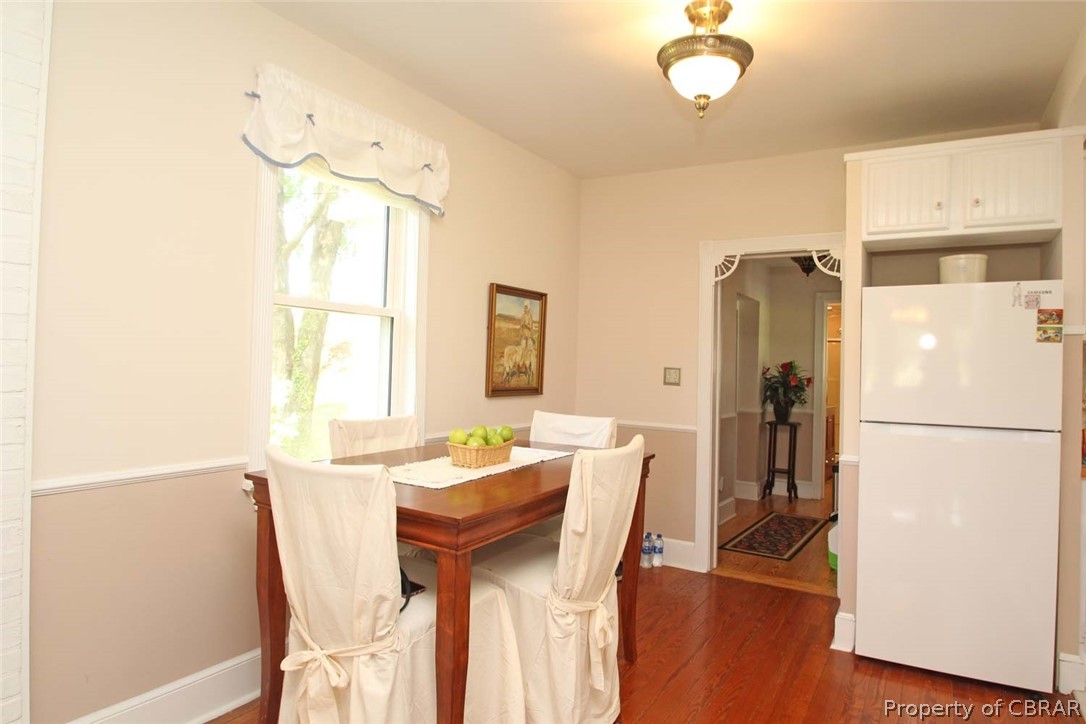 1260 Ocran Road White Stone, VA 22578 - Photo 23 of 45 Breakfast Area in the Kitchen