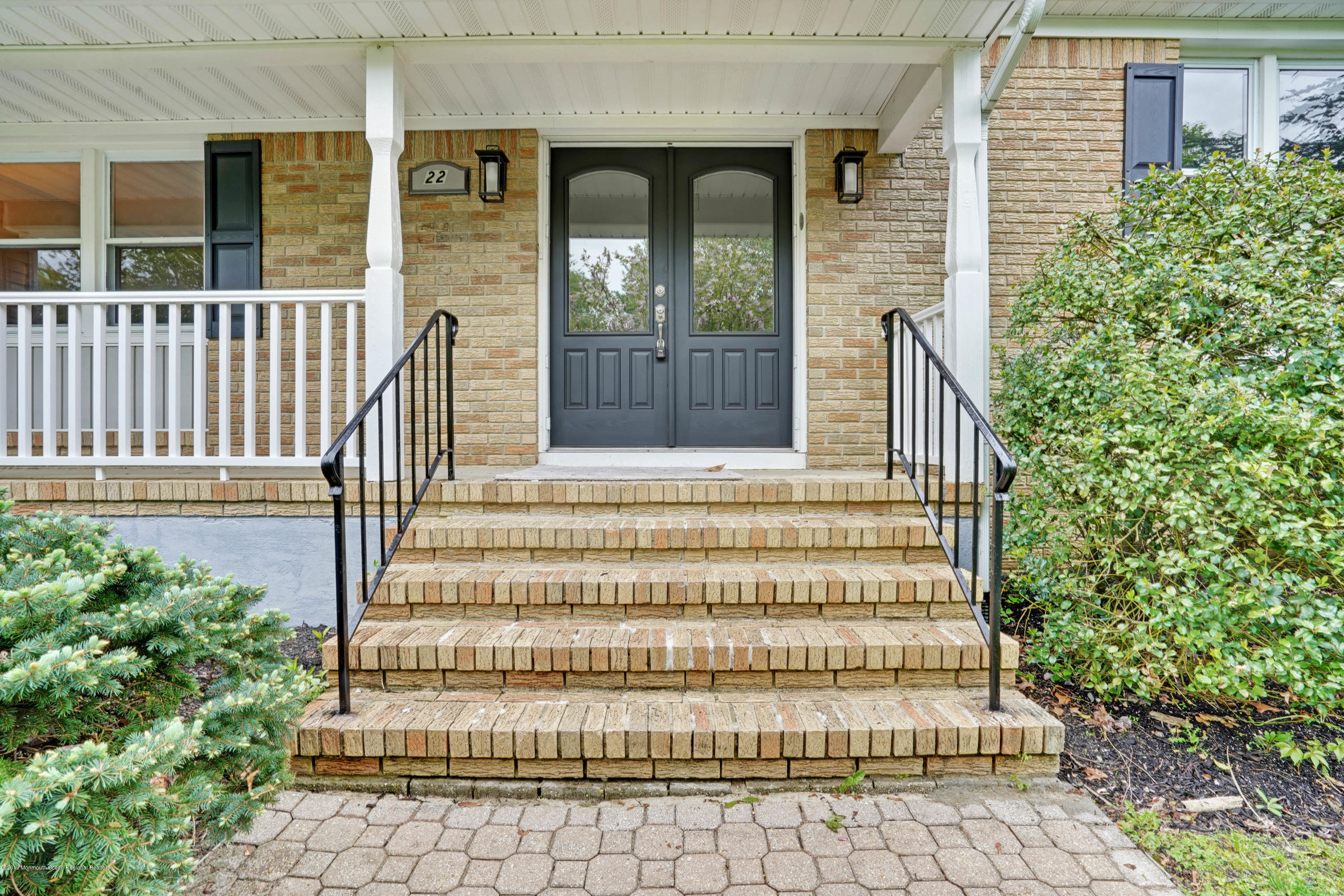 22 Springhouse Road Asbury Park, NJ 07712 - Photo 3 of 34 mjb00146-mjb00150