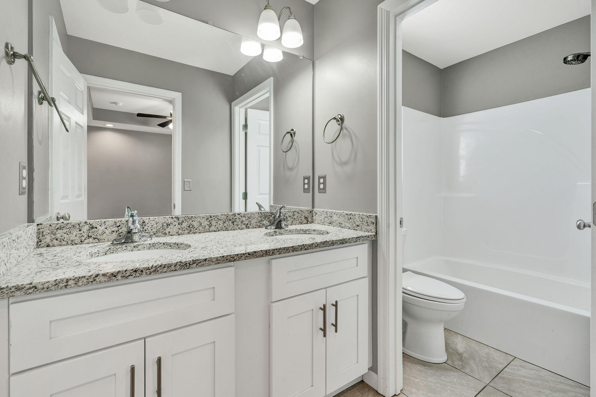 6008 Fisk Avenue Chattanooga, TN 37421 - Photo 8 of 25 18-web-or-mls-DSC00697