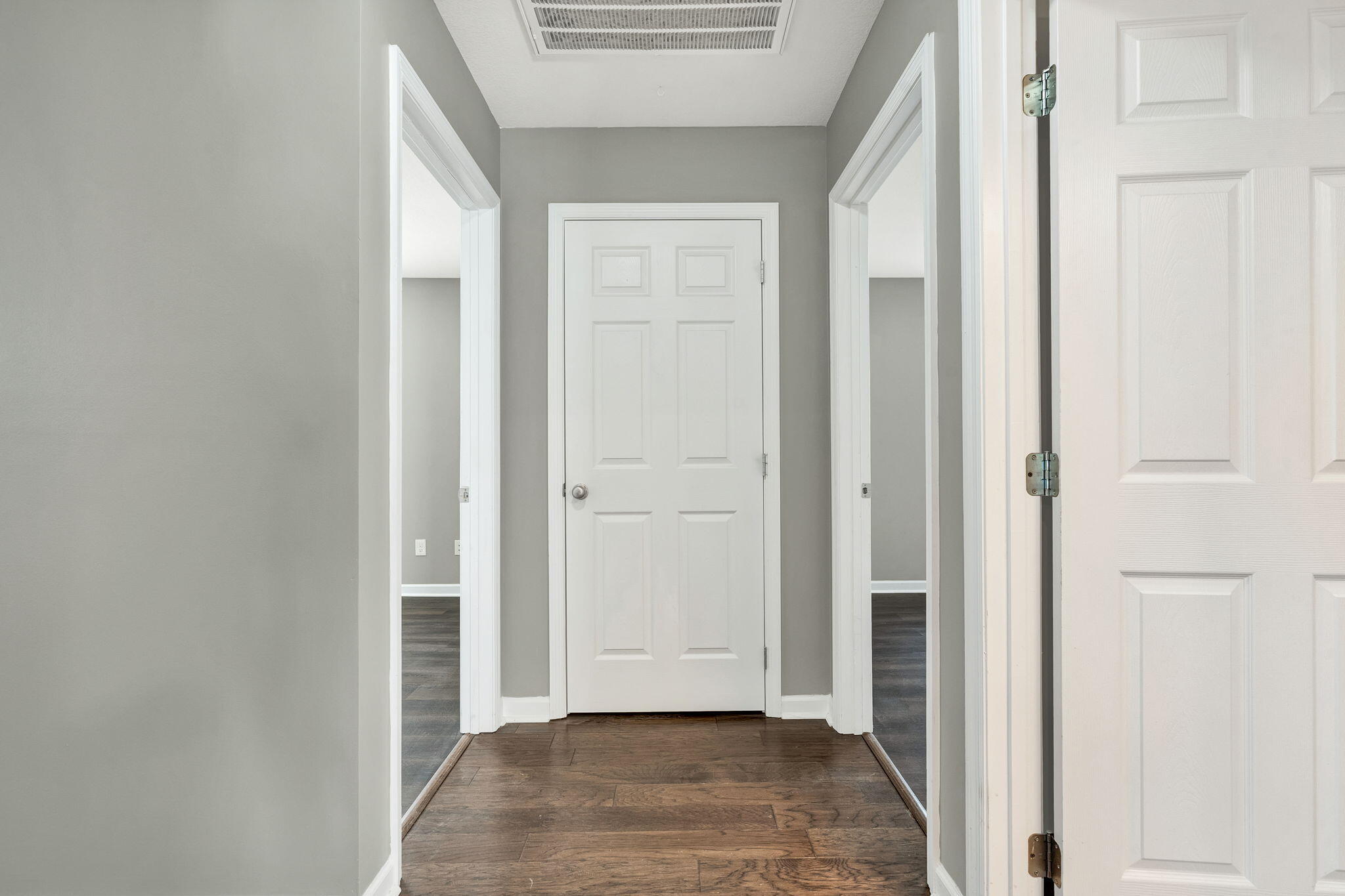 6008 Fisk Avenue Chattanooga, TN 37421 - Photo 10 of 25 20-web-or-mls-DSC00717