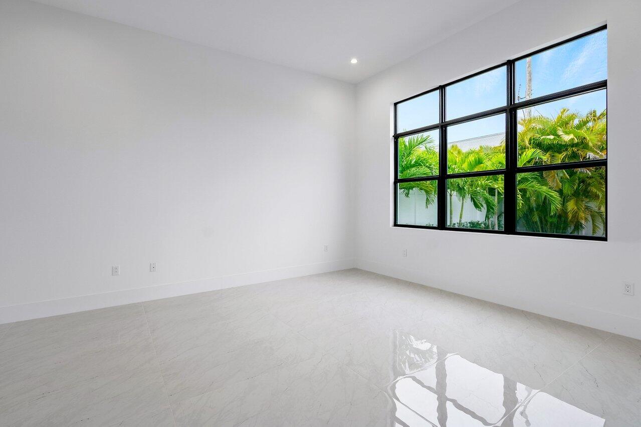 691 Kingsbridge Street Boca Raton, FL 33487 - Photo 13 of 44 Main Bedroom