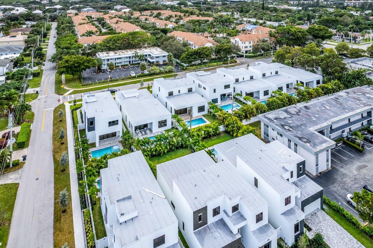 691 Kingsbridge Street Boca Raton, FL 33487 - Photo 35 of 44 Aerial