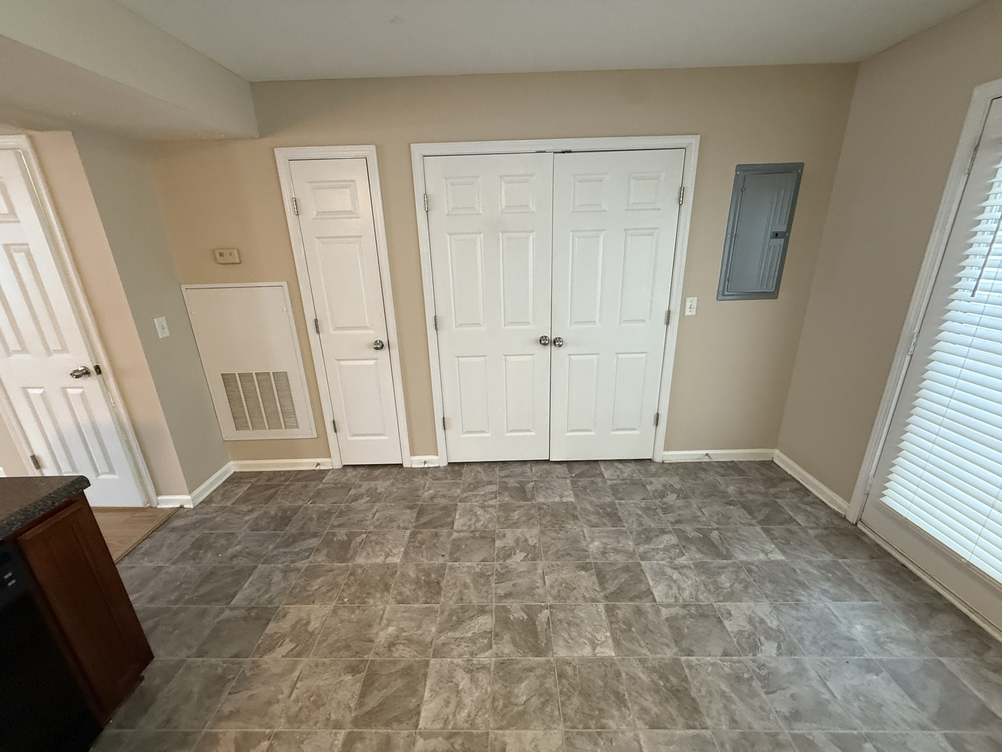 3055 London View Murfreesboro, TN 37128 - Photo 6 of 12 a view of empty room