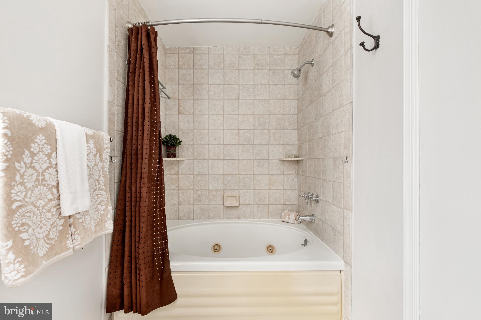 722 Kenmare Road Bala Cynwyd, PA 19004 - Photo 16 of 25