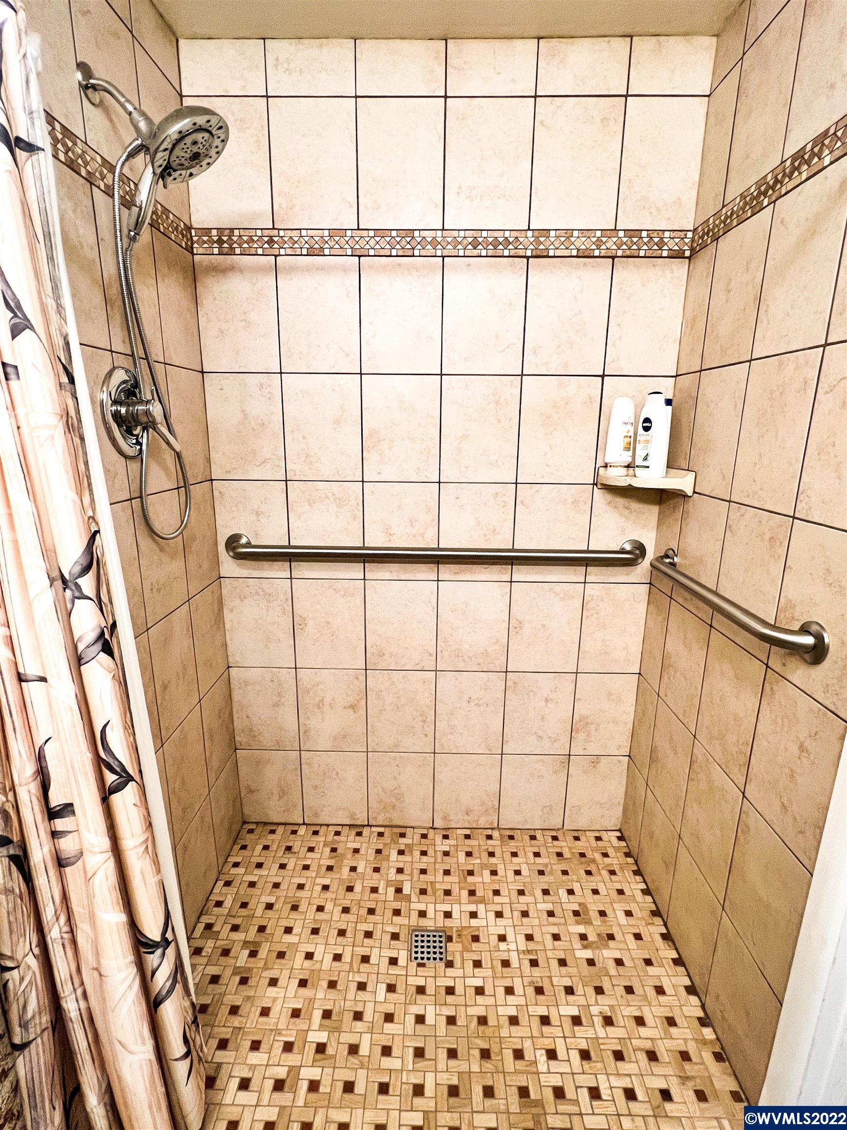 7351 Macleay Road Southeast Salem, OR 97317 - Photo 16 of 21