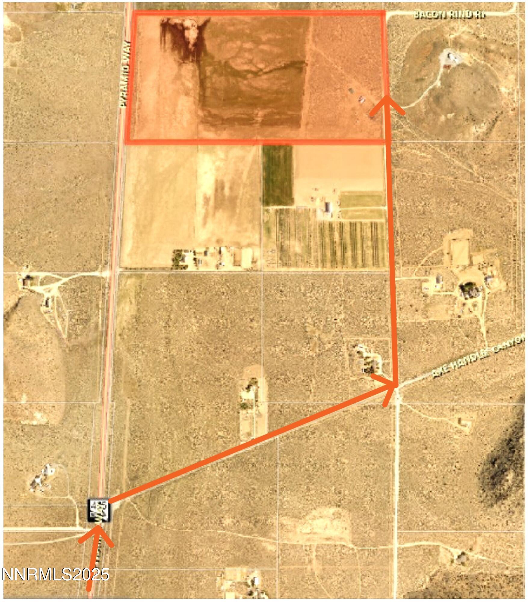 4055 Bacon Rind Road Reno, NV 89510 - Photo 15 of 15 a bathroom with a shower and a window