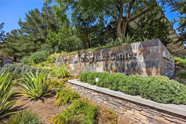 $525,000 | 24649 Hatton Lane, Corona, CA 92883