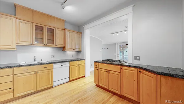 $810,000 | 218 South Emerson Street, Denver, CO 80209