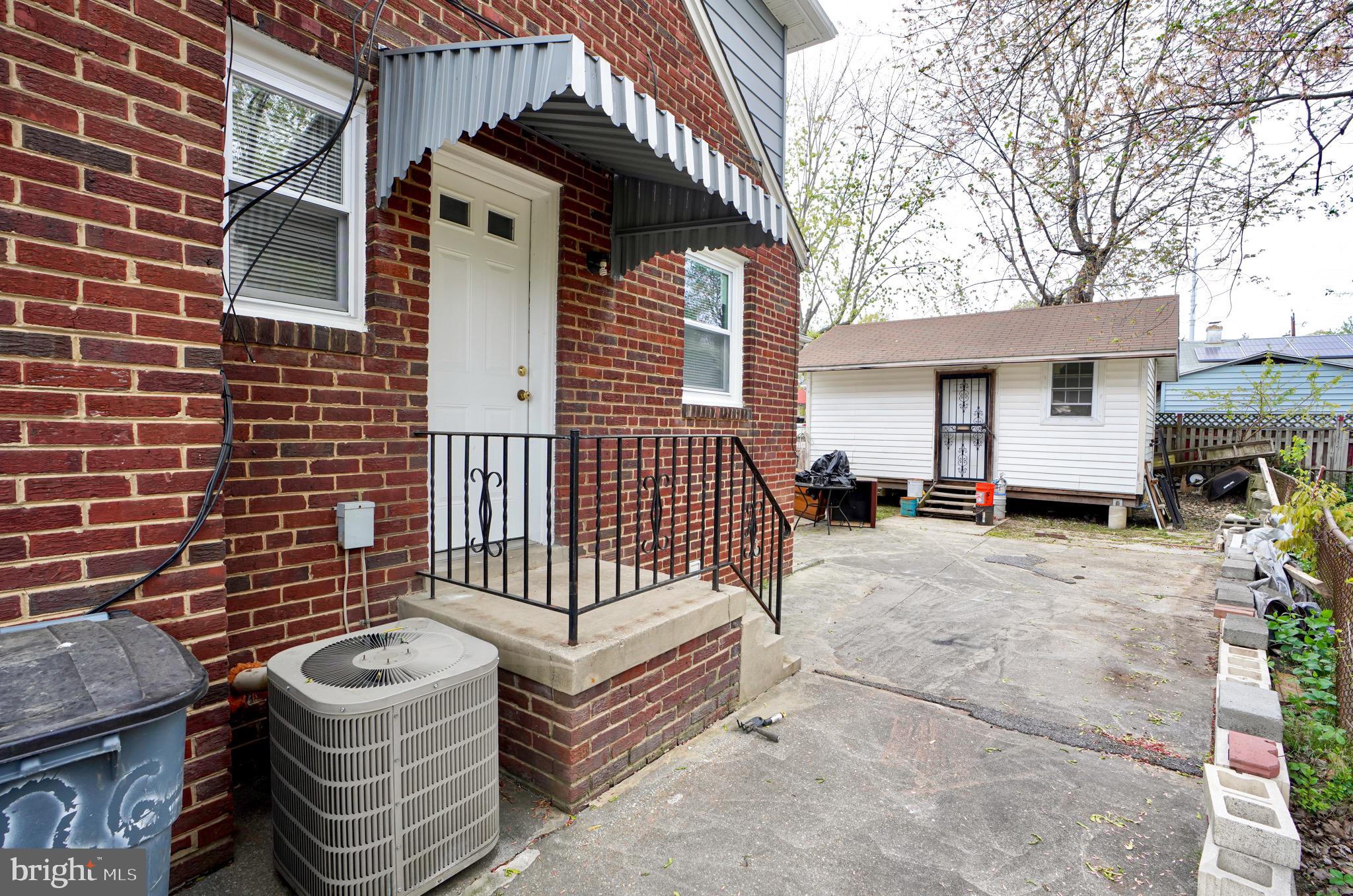 2226 Chapman Road Hyattsville, MD 20783 - Photo 2 of 32 Gallery Image 2