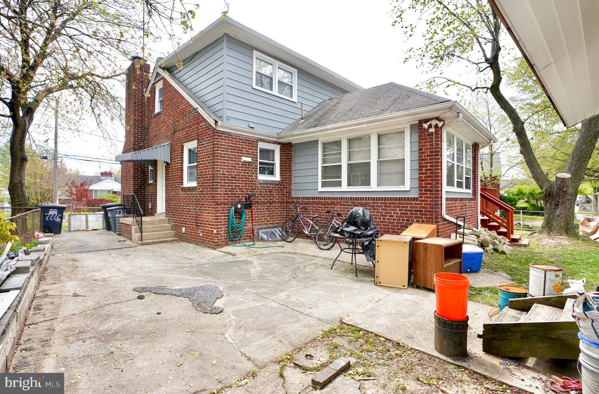 2226 Chapman Road Hyattsville, MD 20783 - Photo 3 of 32 Gallery Image 3