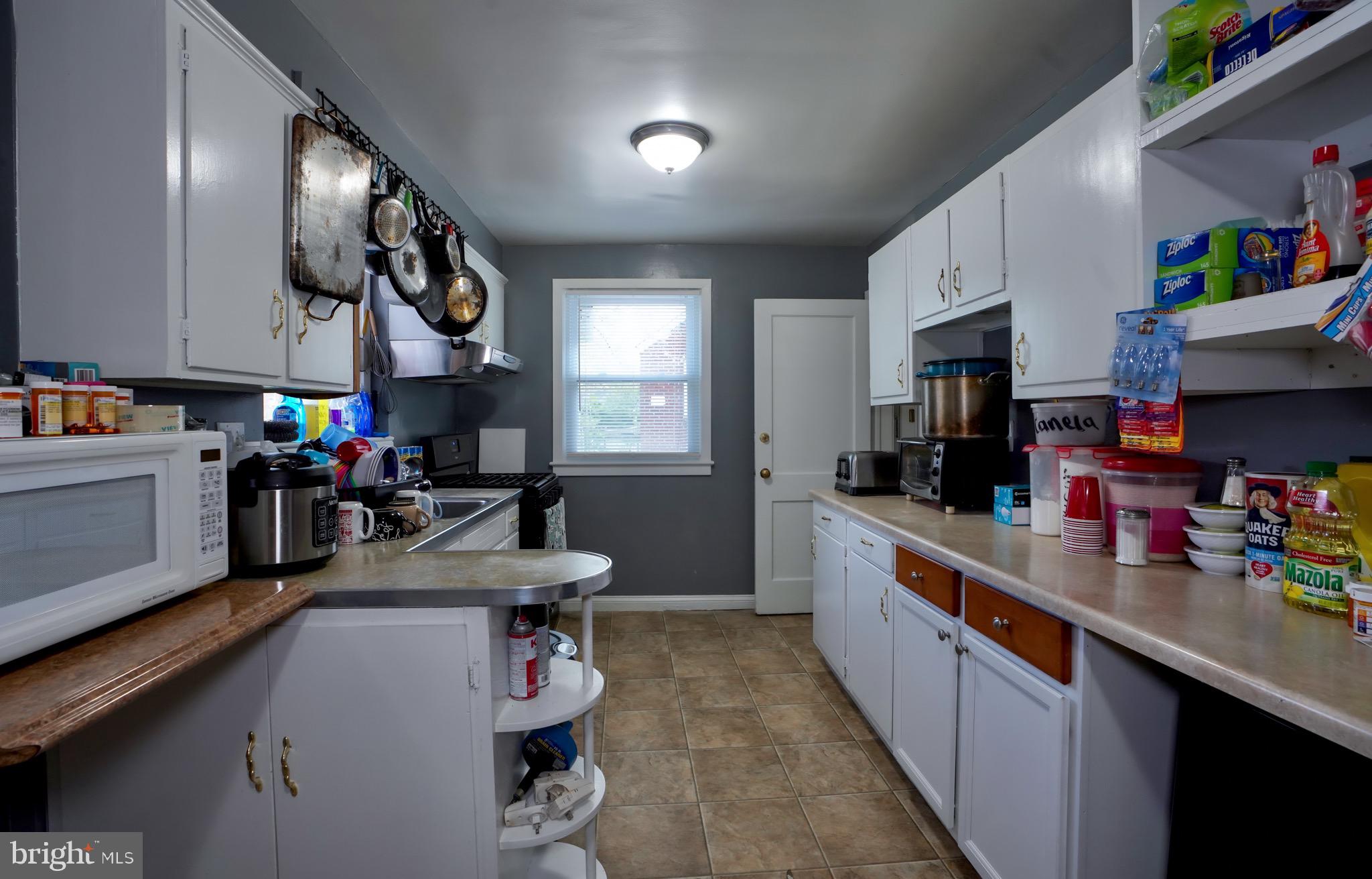 2226 Chapman Road Hyattsville, MD 20783 - Photo 9 of 32 Gallery Image 9
