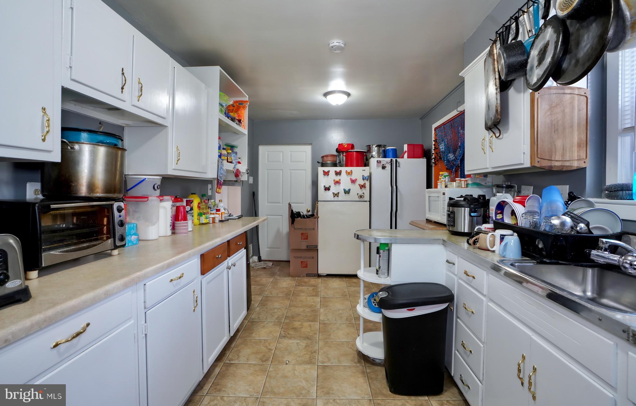 2226 Chapman Road Hyattsville, MD 20783 - Photo 10 of 32 Gallery Image 10