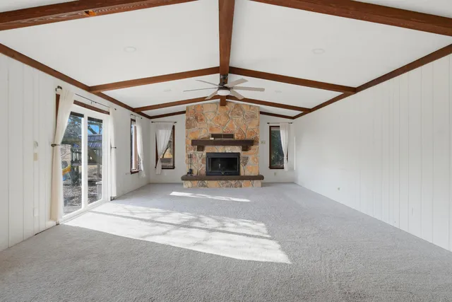 $279,900 | 13831 Prairie Center Road, Morrison, IL 61270