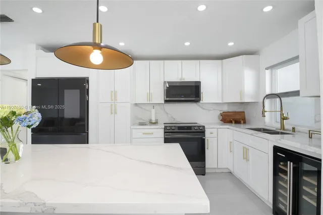 $520,000 | 7829 Northwest 3rd Place, Margate, FL 33063