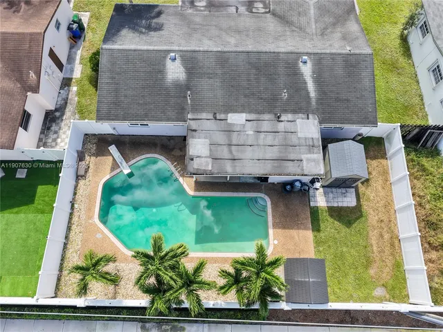 $520,000 | 7829 Northwest 3rd Place, Margate, FL 33063