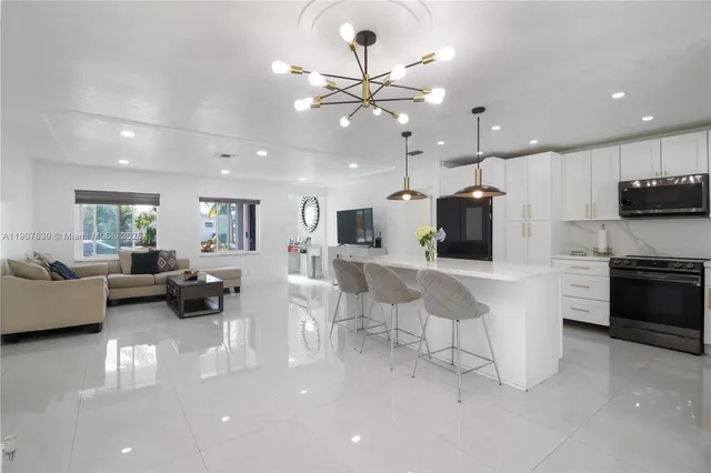 $520,000 | 7829 Northwest 3rd Place, Margate, FL 33063