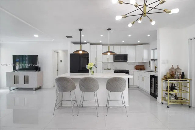 $520,000 | 7829 Northwest 3rd Place, Margate, FL 33063