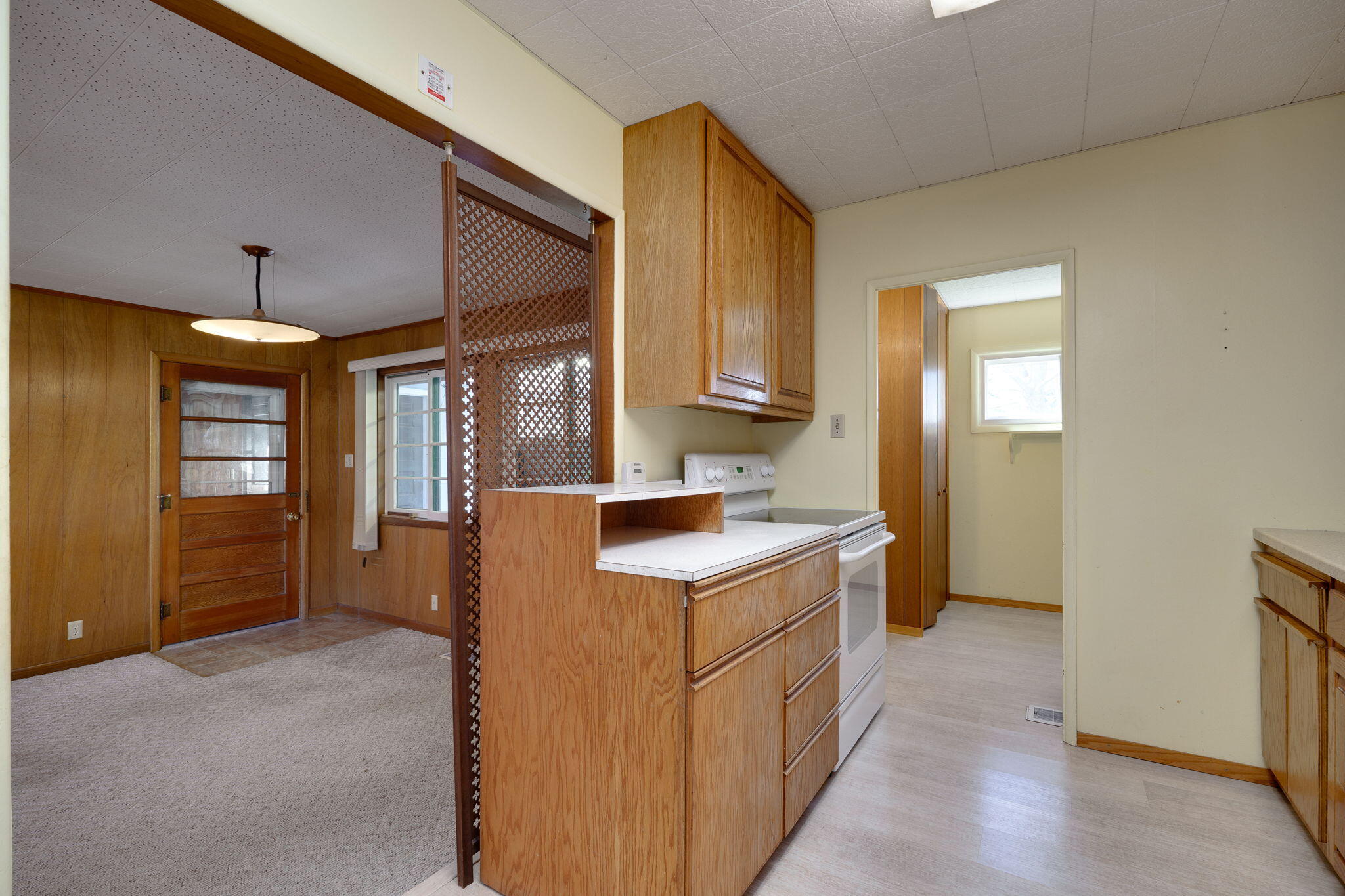 1611 Memorial Drive Springfield, OH 45505 - Photo 15 of 37