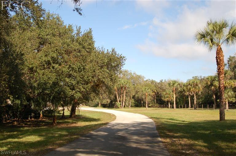17271 Frank Road, Unit 1 Alva, FL 33920 - Photo 23 of 25 Gallery Image 23