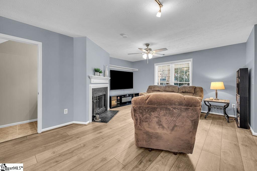 7 A Setter Lane Greenville, SC 29607 - Photo 12 of 38