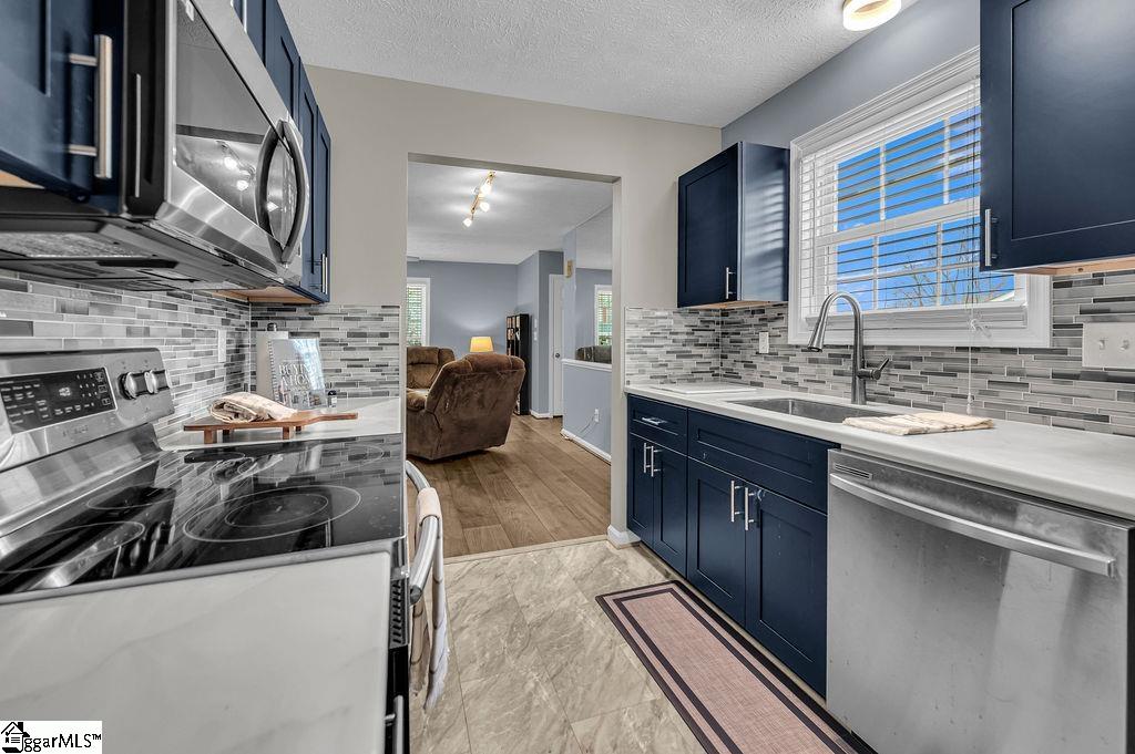 7 A Setter Lane Greenville, SC 29607 - Photo 17 of 38