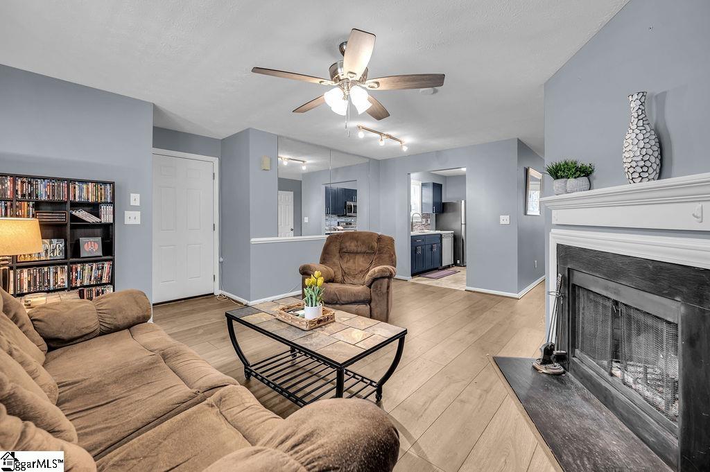 7 A Setter Lane Greenville, SC 29607 - Photo 9 of 38