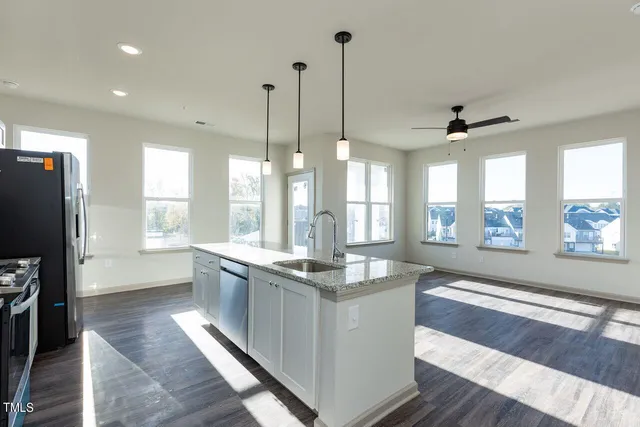 $380,000 | 2427 Gathering Sq Court, Fuquay-Varina, NC 27526