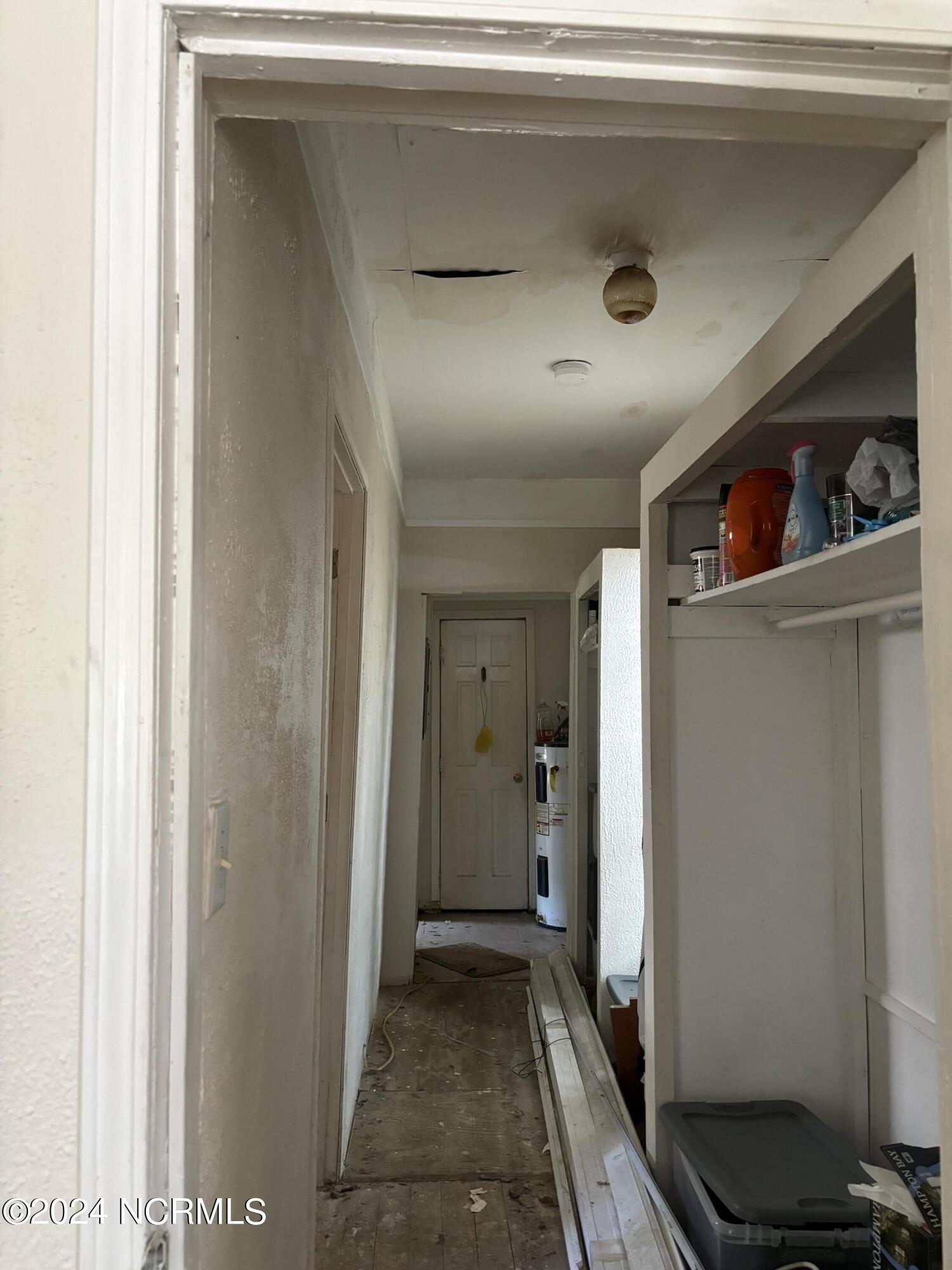 15 St Augustine Raleigh, NC 27610 - Photo 7 of 11 15 St Aug Hall