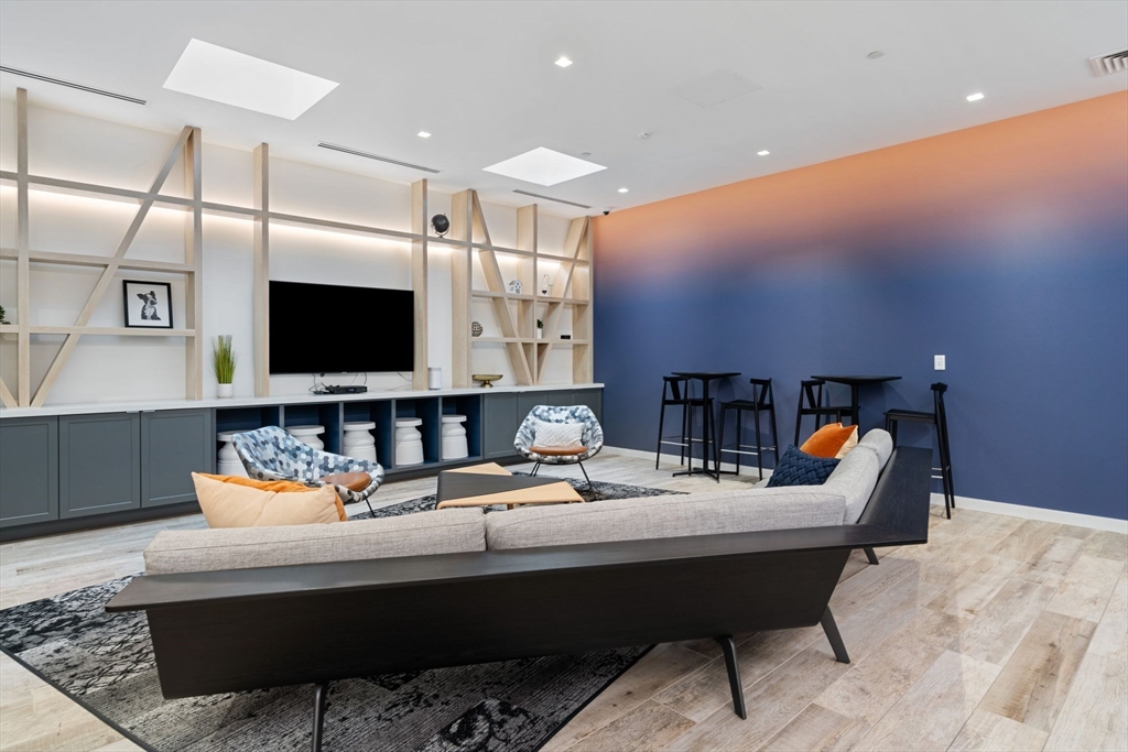 839 Beacon Street, Unit 406 Boston, MA 02215 - Photo 24 of 29