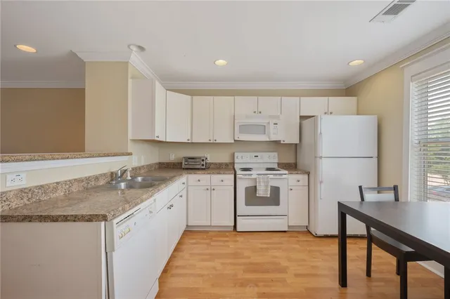 $195,000 | 1725 Harvey Mitchell Parkway South, Unit 2123, College Station, TX 77840