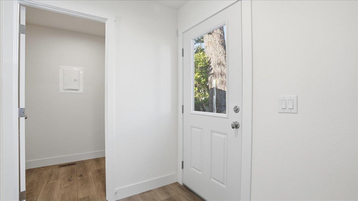135 Ponderosa Way, Unit 14 Colfax, CA 95713 - Photo 17 of 37 a view of an entryway with window