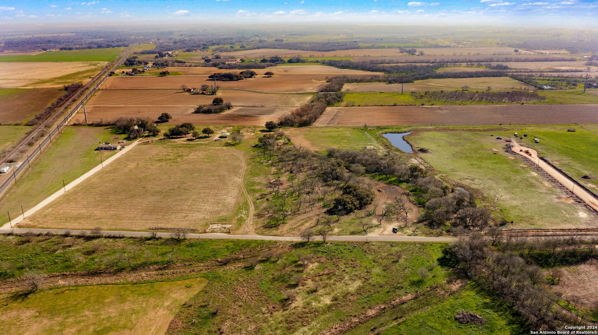 11038 County Road 584 La Coste, TX 78039 - Photo 16 of 20