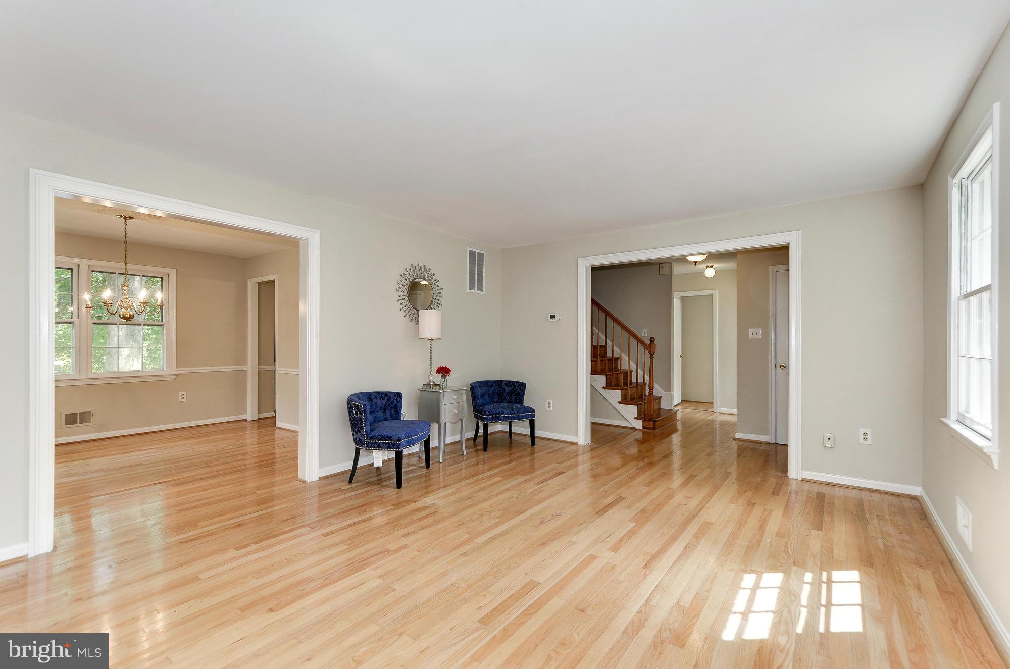 2225 Drury Road Silver Spring, MD 20906 - Photo 6 of 30 Living Room