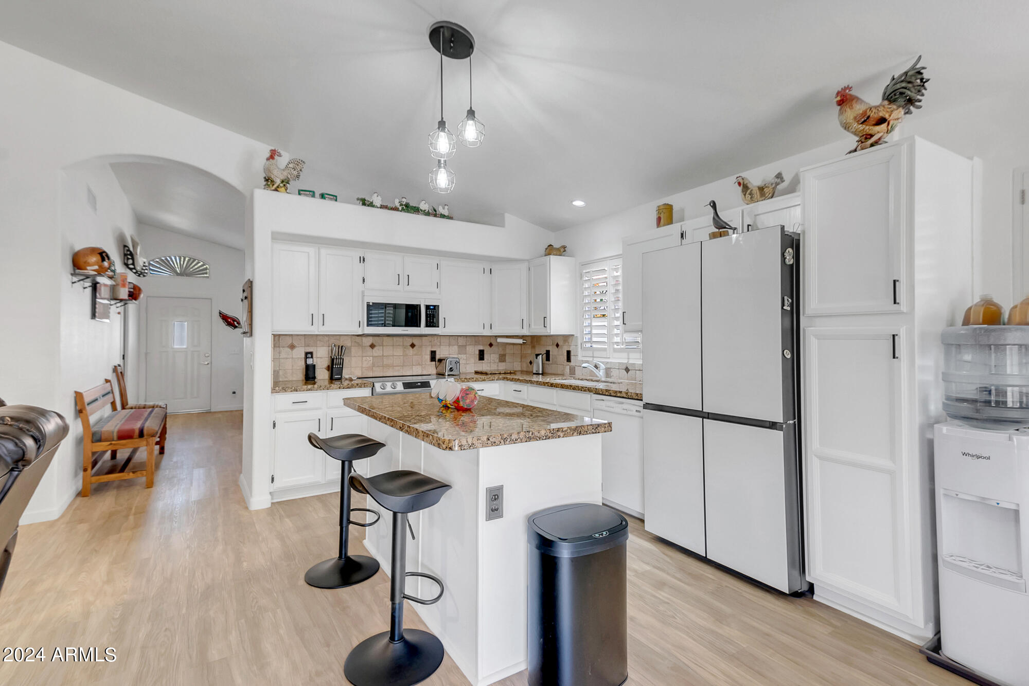 7673 West Calavar Road Peoria, AZ 85381 - Photo 7 of 30 DSC_4660