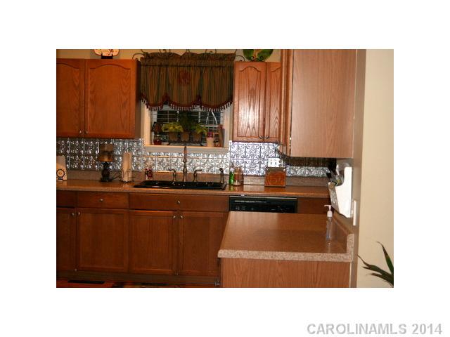 415 Bethel Hill Road Clover, SC 29710 - Photo 4 of 14 Gallery Image 4